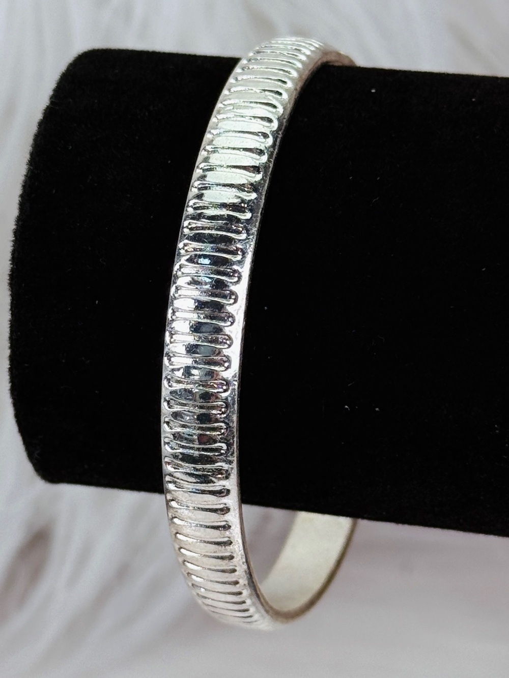 Beautiful weighted Silvertone Bangle Bracelet